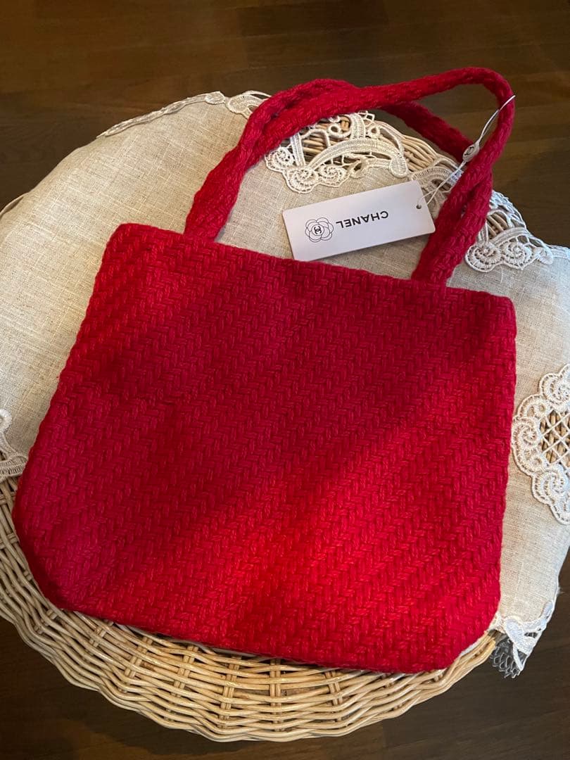 ま*ち様 新品未使用品✨CHANEL ビッグココマーク レッド　ノベルティ