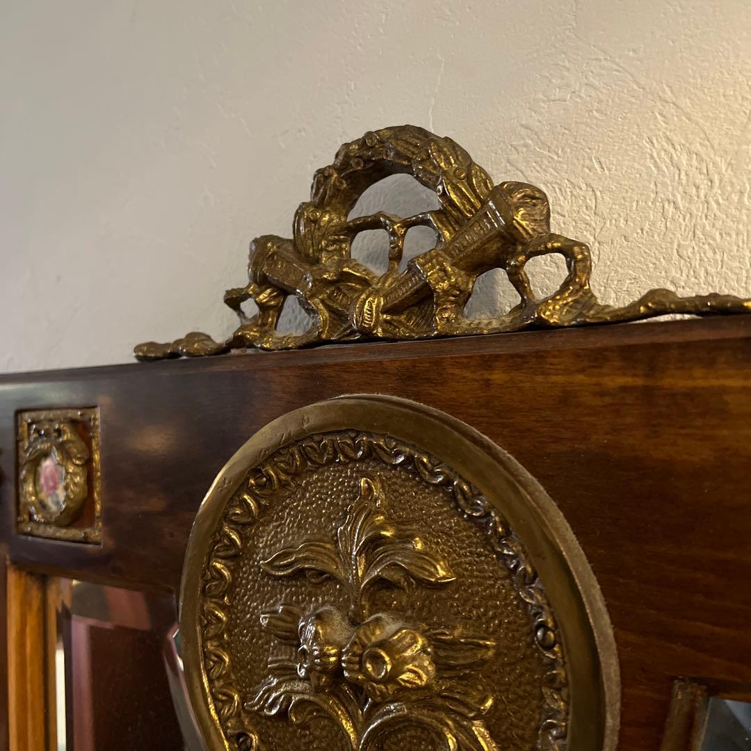 k078r118 ヨーロッパの伝統的な意匠を感じられるウォールミラー/壁掛け鏡