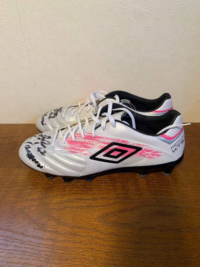 umbro 森岡亮太選手サイン入りシューズ