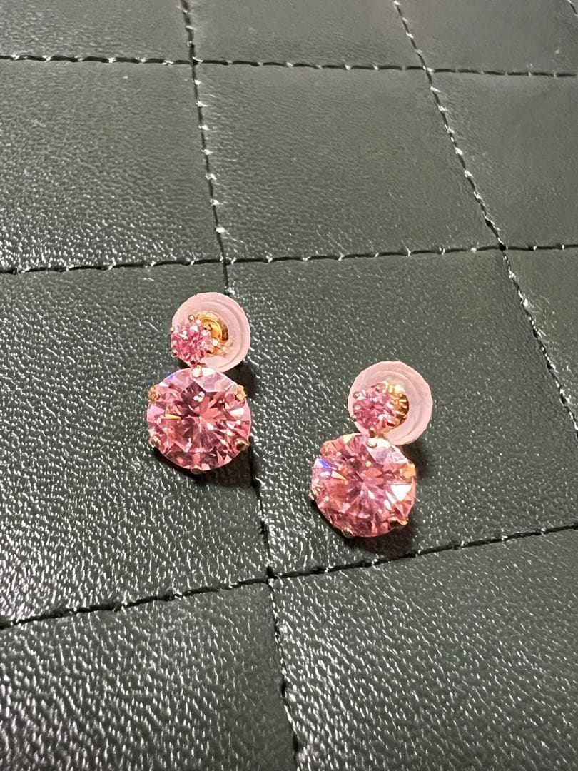 ka【新品】18金ピンクモアサナイト♡ピアス/スタッドタイプ地金入り