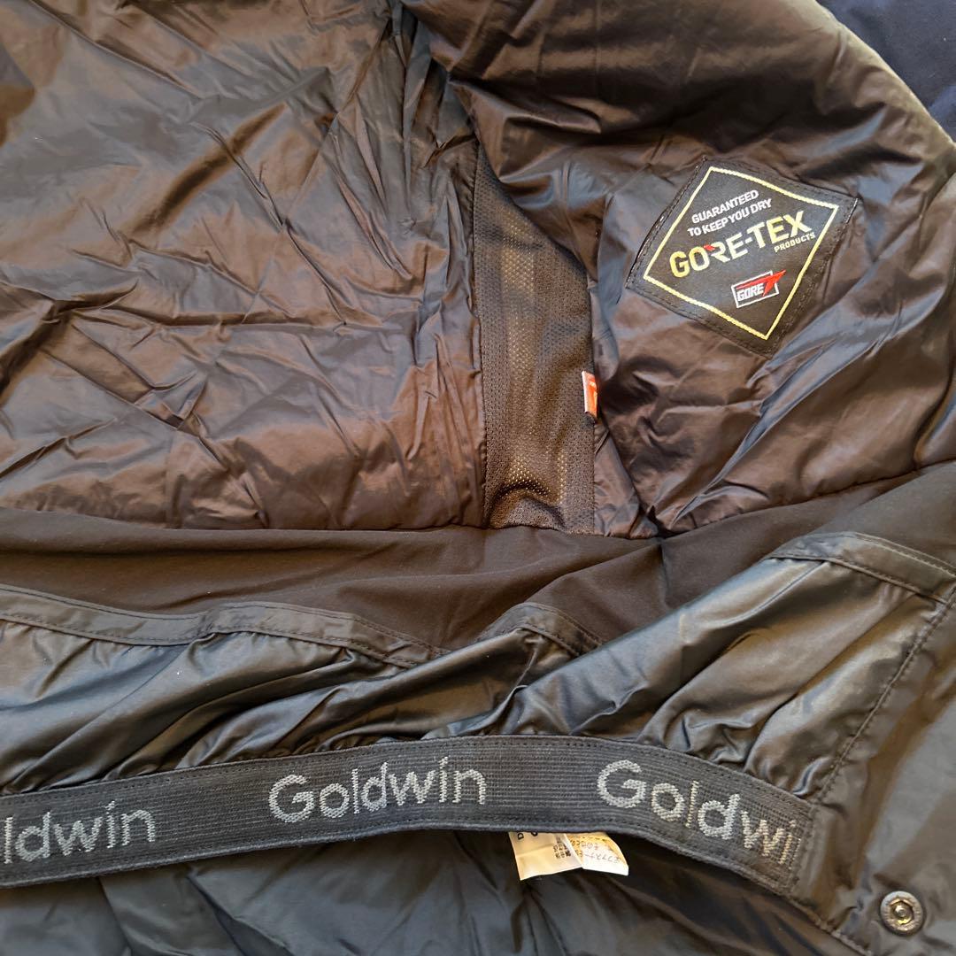 美品　ゴアテックス　ゴールドウィン　スキーウェア上下