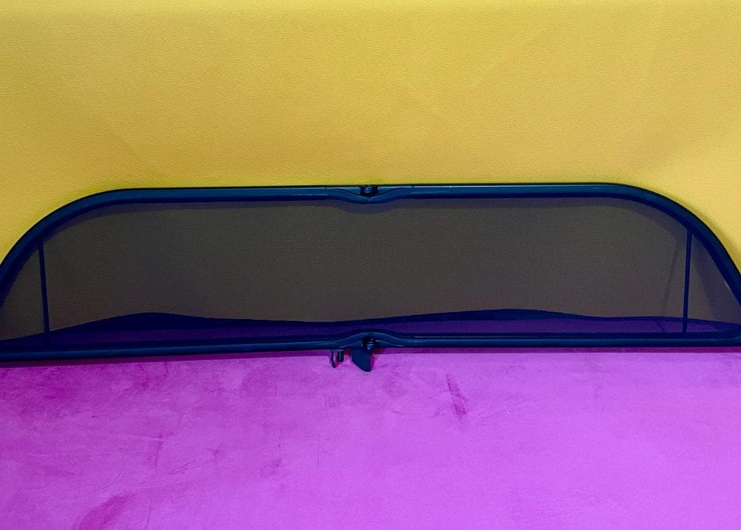 【✨超希少✨】フェラーリ　カリフォルニア　純正 ウィンドディフレクター