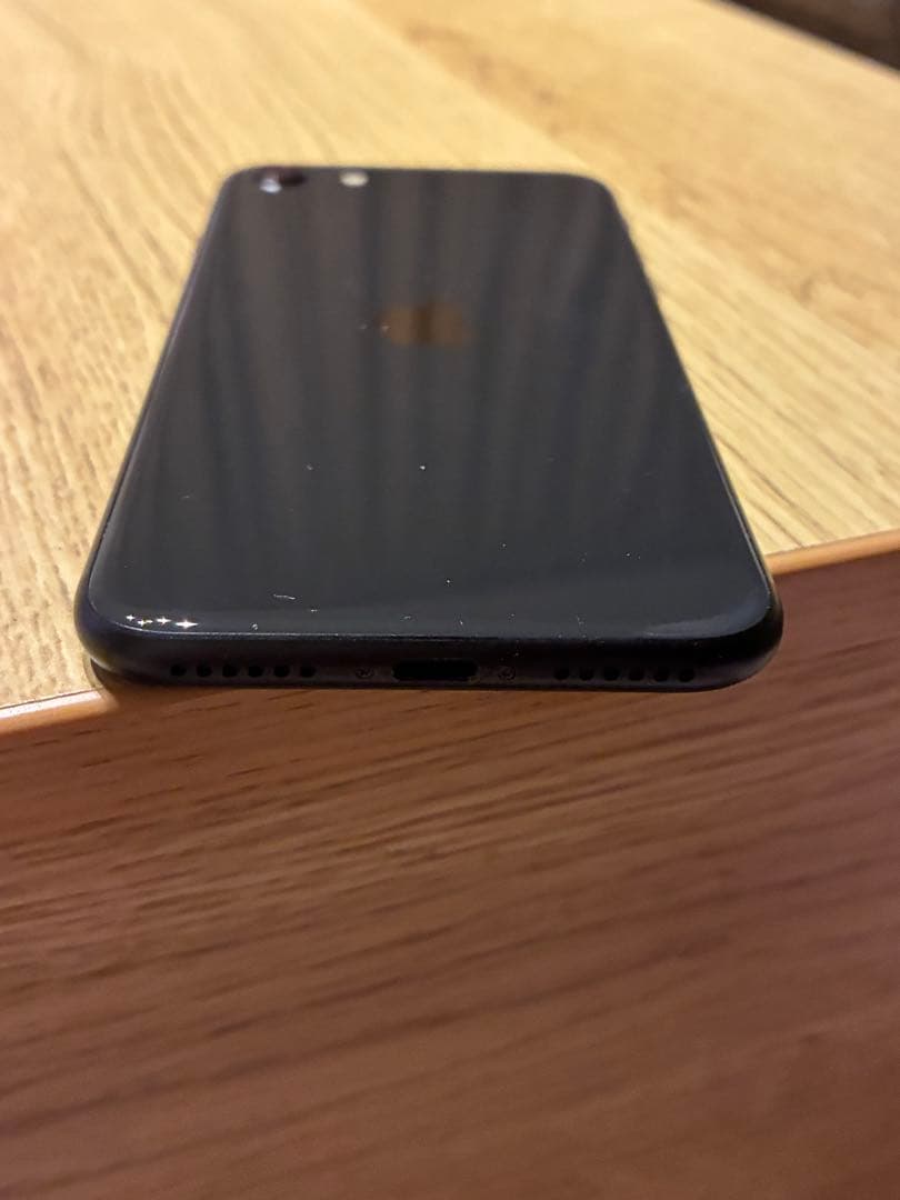 美品　iPhoneSE2 64gb ブラック　第2世代