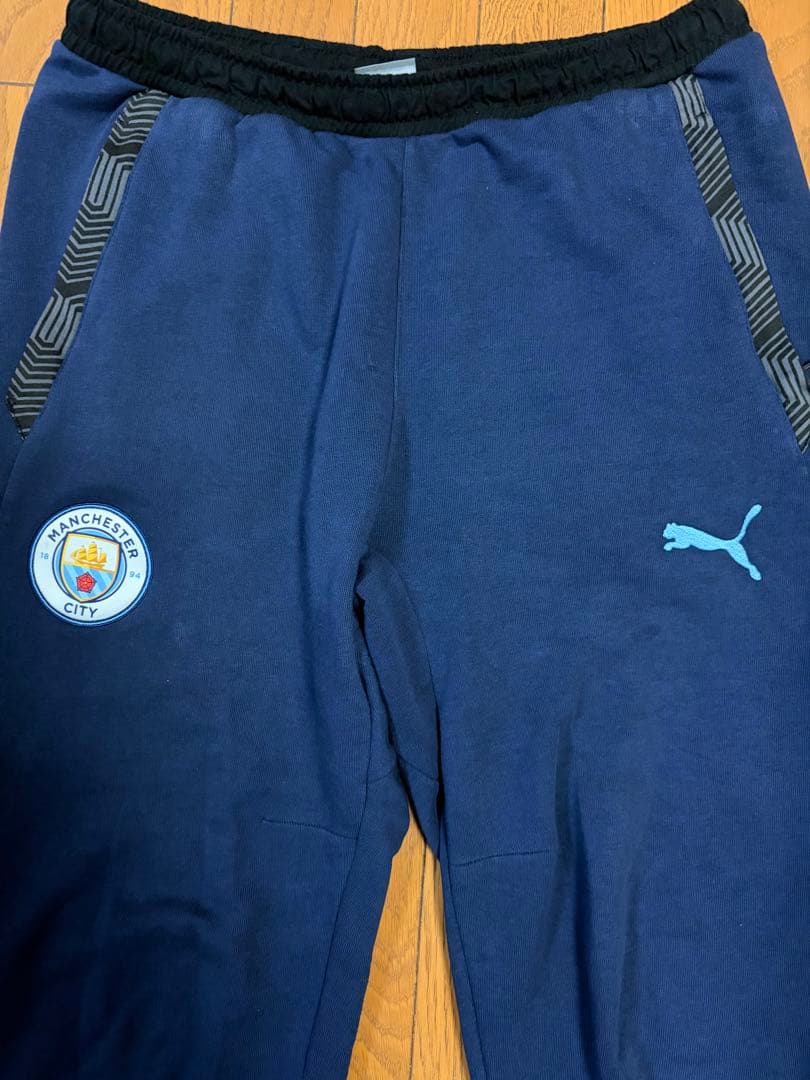 マンチェスターシティ　トレーニングスエット　上下セット　Lサイズ