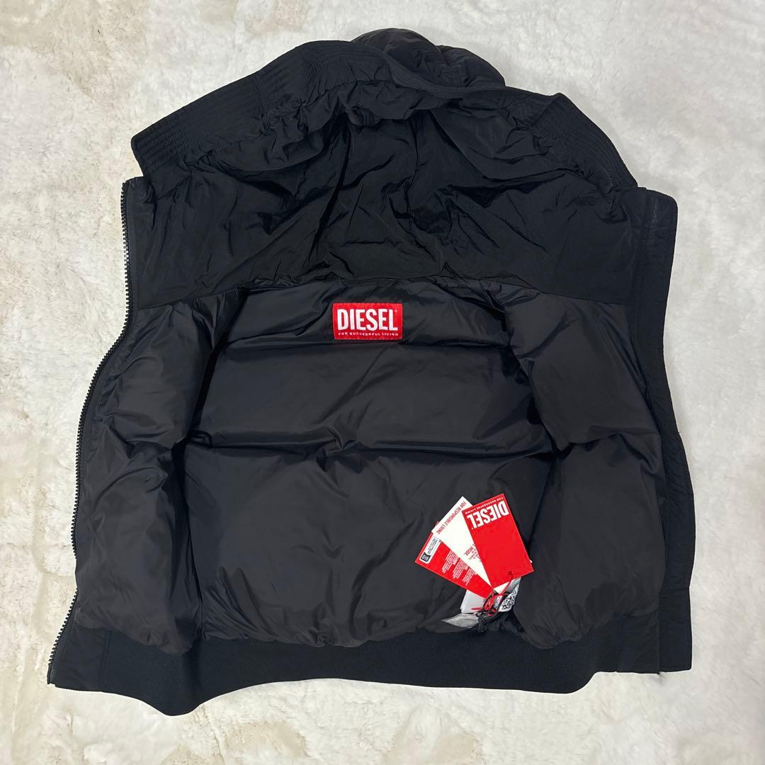 極美品　DIESEL ブラック ダウンベスト フード付き　40 2024年モデル