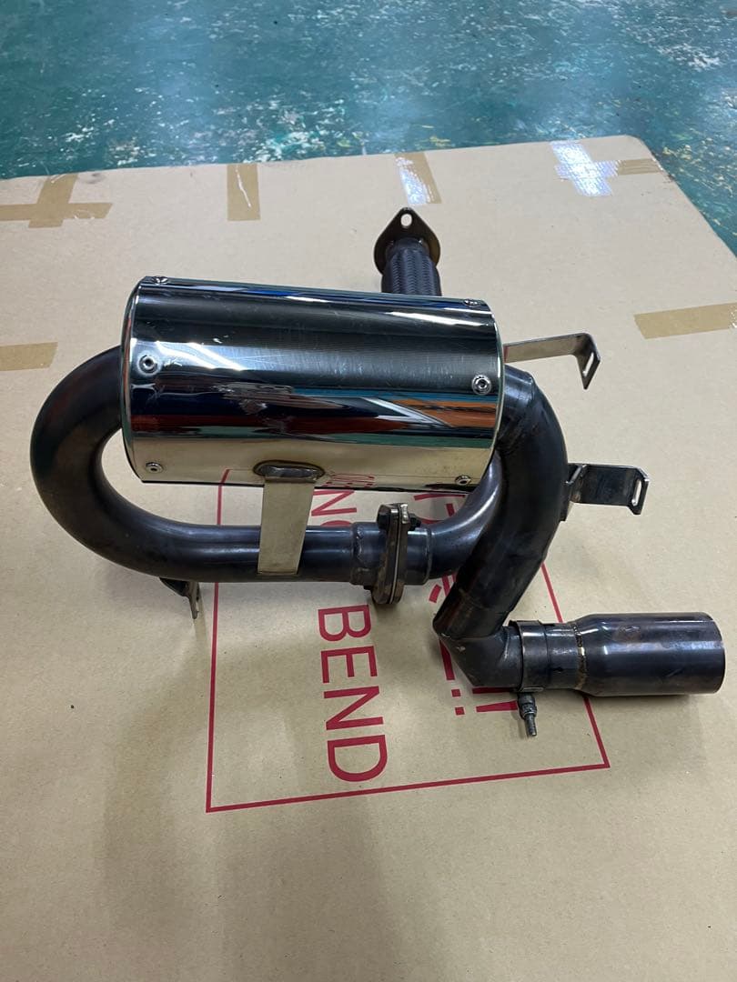 サンバートラック社外マフラー