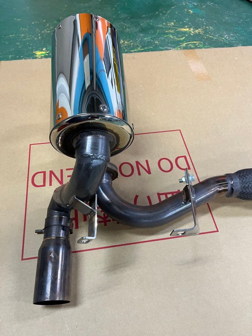 サンバートラック社外マフラー