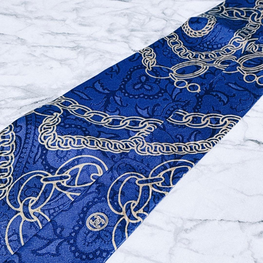 ✨未使用✨CHANEL ココマーク　チェーン総柄　鮮やかなブルー　ネクタイ