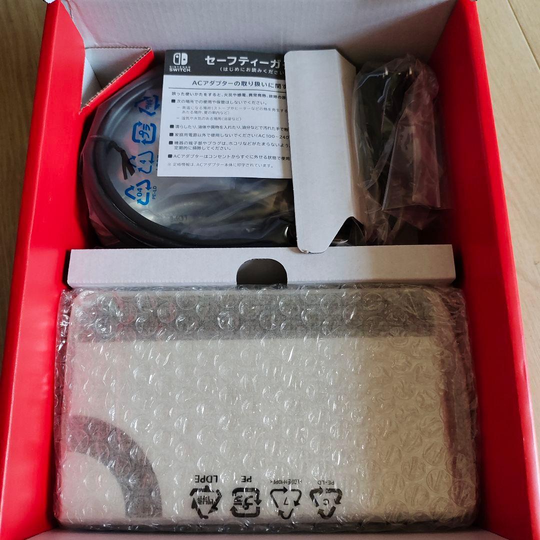 Nintendo Switch 本体 レッド