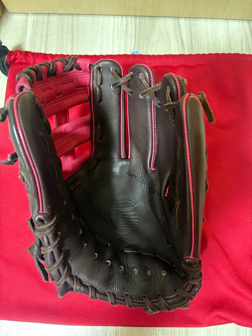 Slugger 軟式グローブ ブラウン/ピンク 収納袋付き　あ