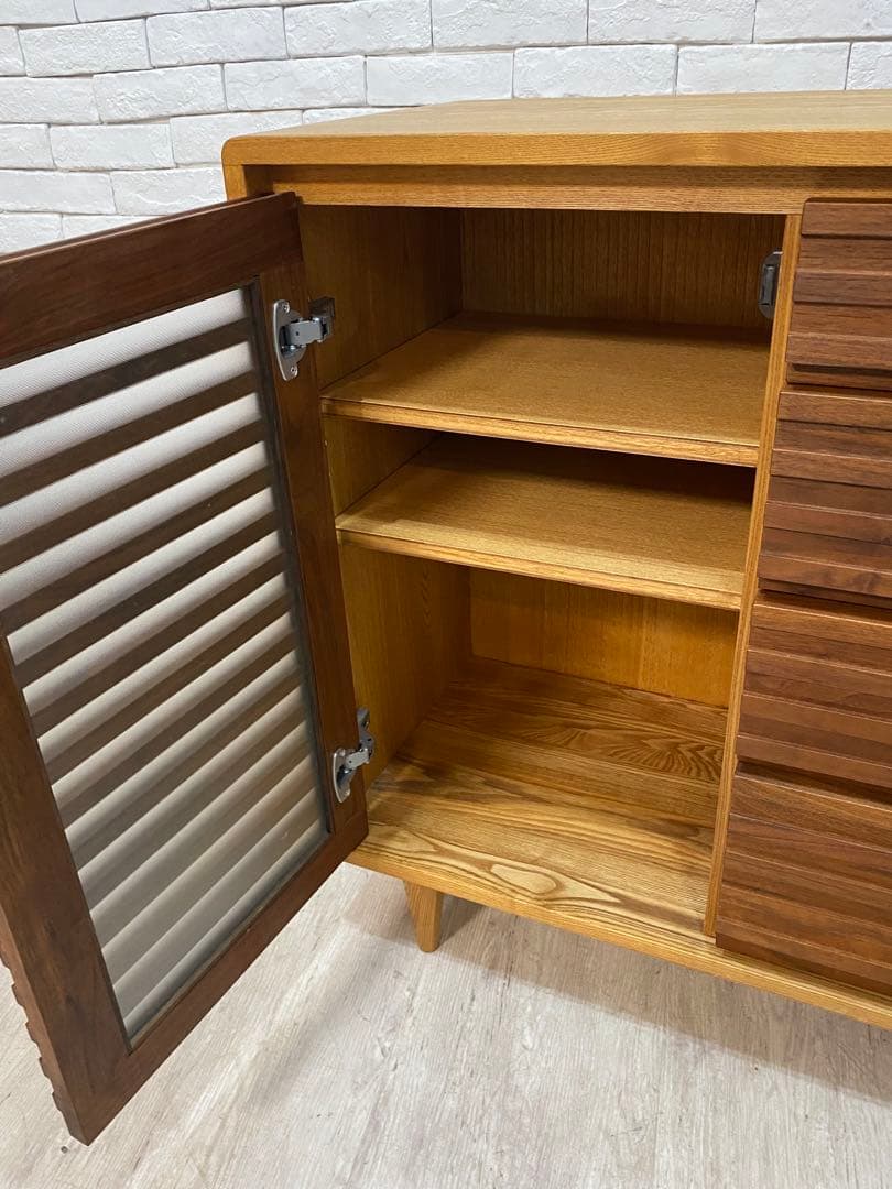 【東京都内23区配送無料】定価18万　アクタス　サイドボード　チェスト　収納　棚