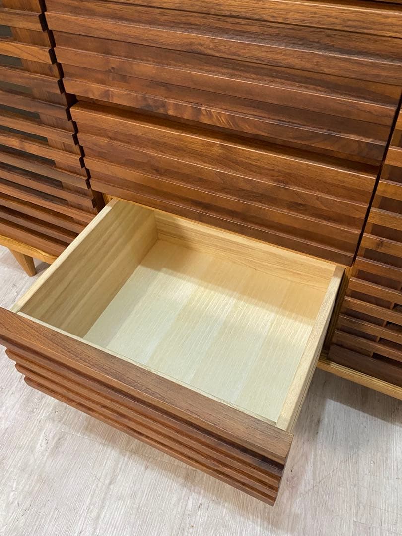 【東京都内23区配送無料】定価18万　アクタス　サイドボード　チェスト　収納　棚