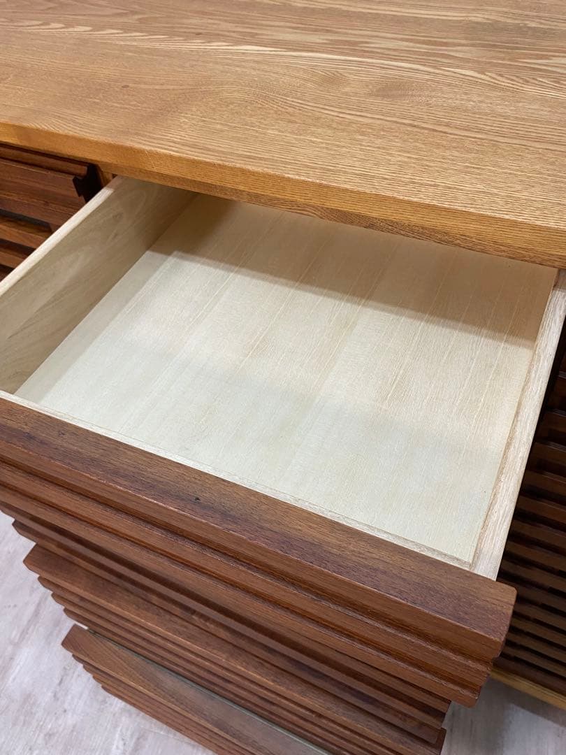 【東京都内23区配送無料】定価18万　アクタス　サイドボード　チェスト　収納　棚