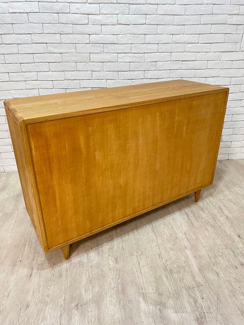 【東京都内23区配送無料】定価18万　アクタス　サイドボード　チェスト　収納　棚