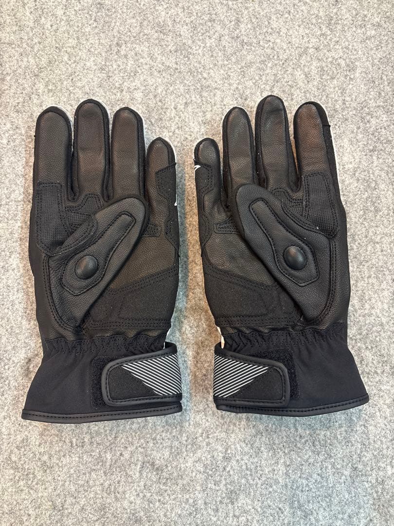 K-5605 ホワイト/ブラック バイクグローブ　ヴァーシティウインターグローブ