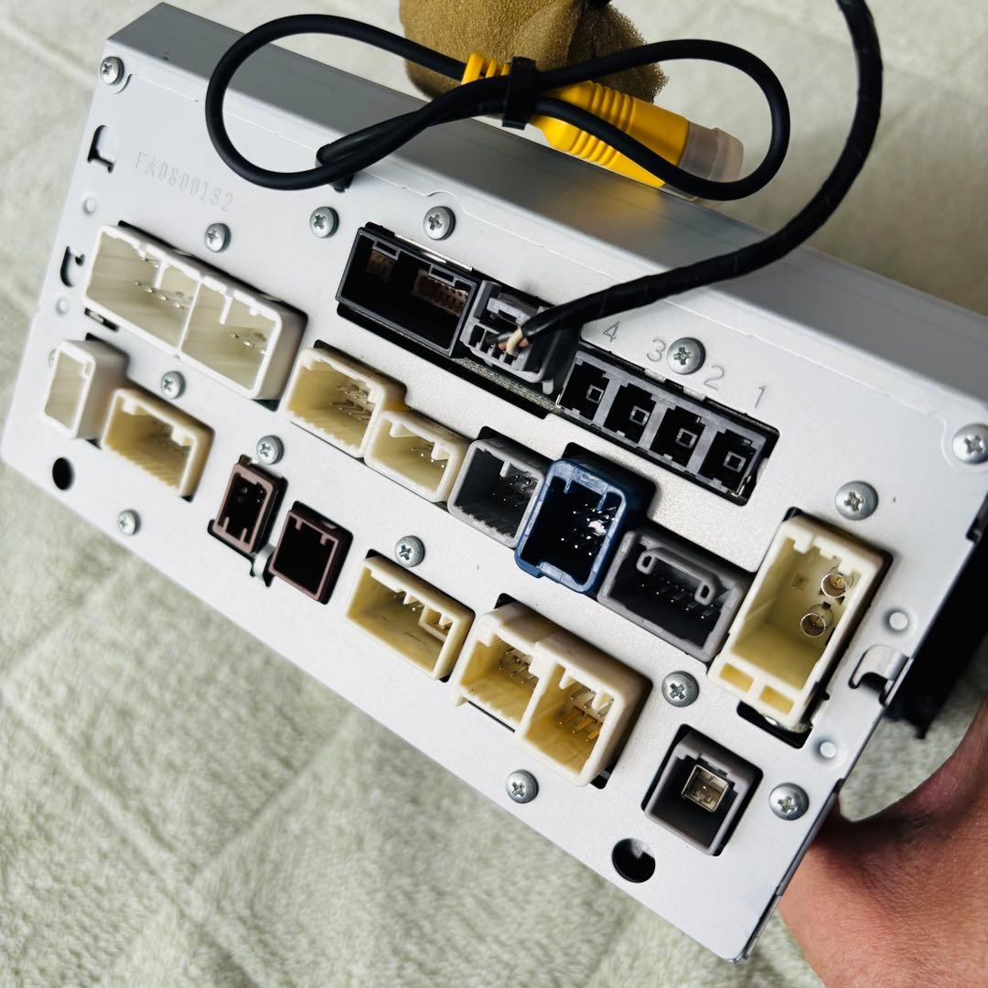 トヨタ純正ナビ NSZN-W64T 7インチ 2014年秋版地図データ