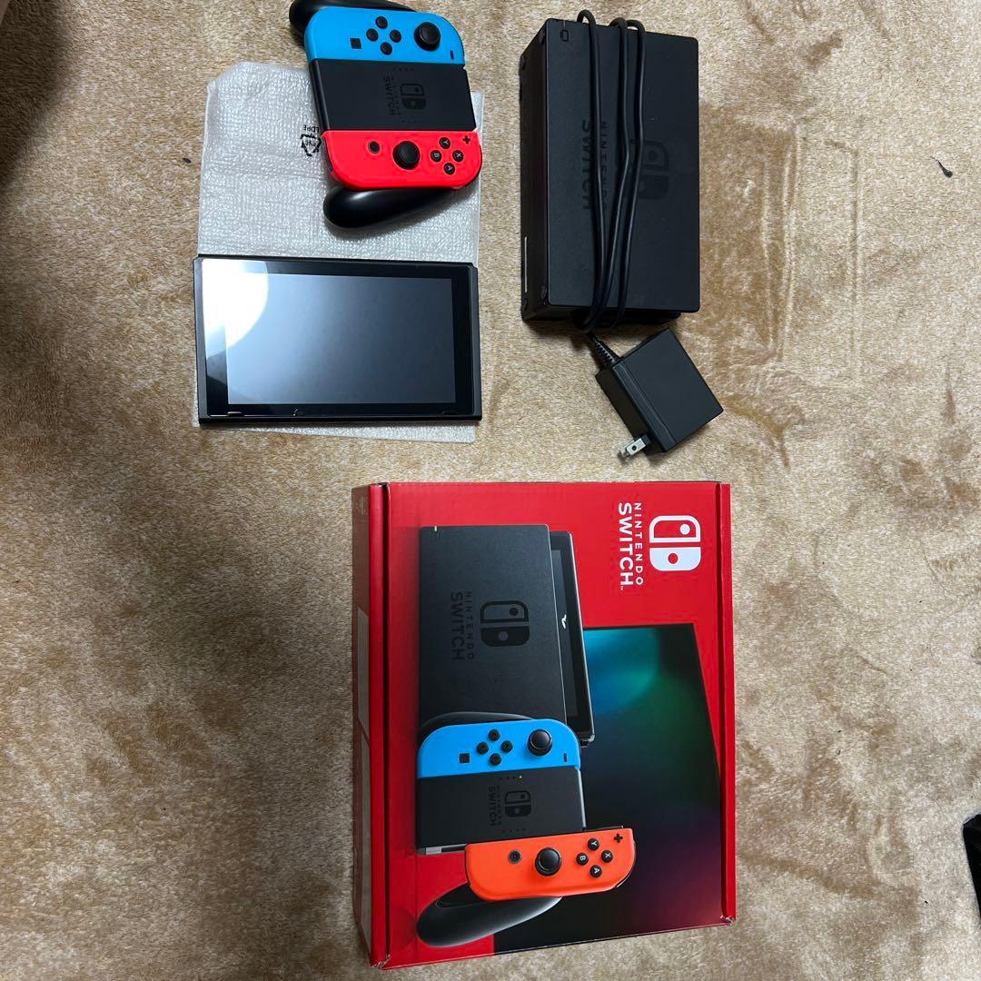 Nintendo Switch 本体 赤/青 Joy-Con