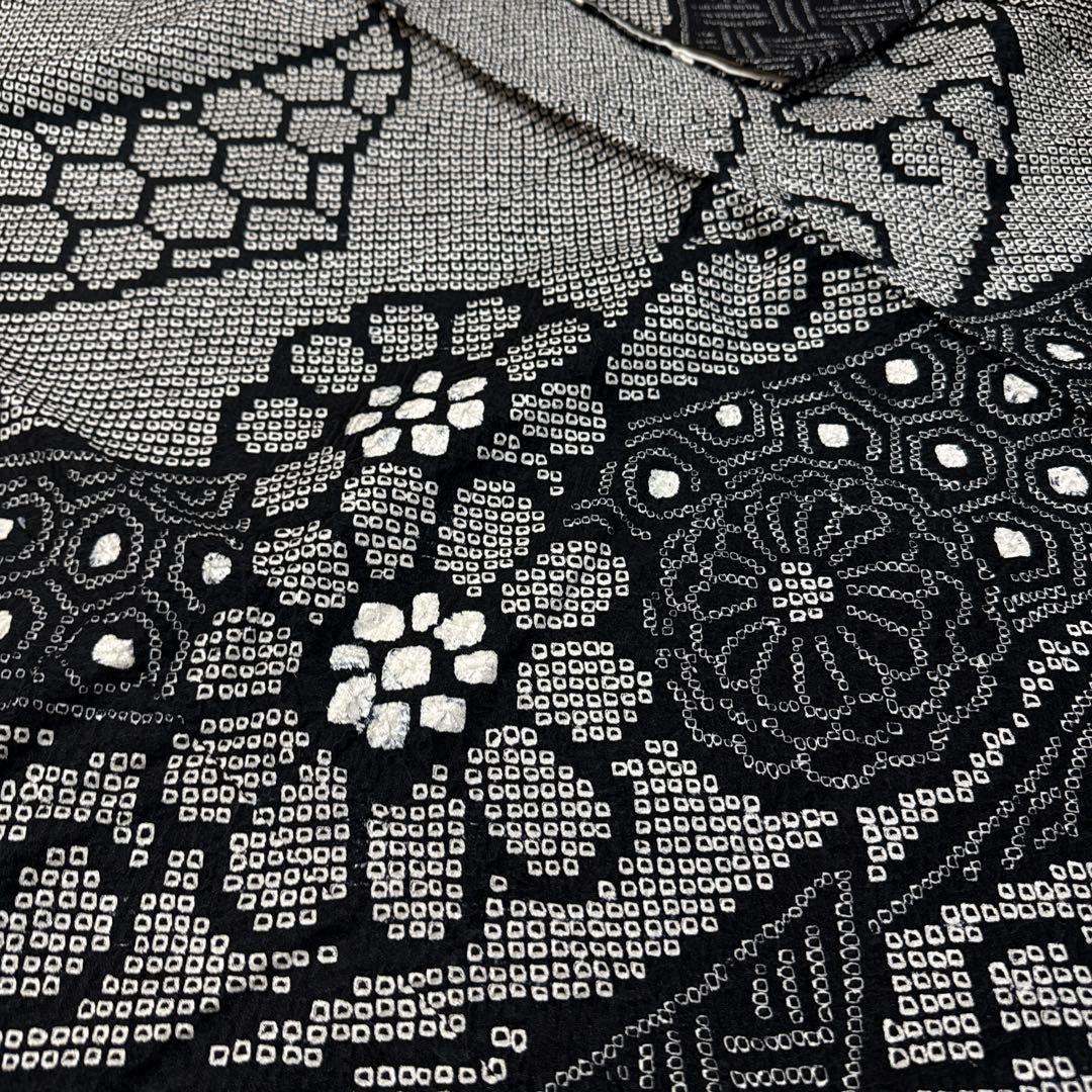 総絞り　振袖　成人式　フルセット　正絹　黒地