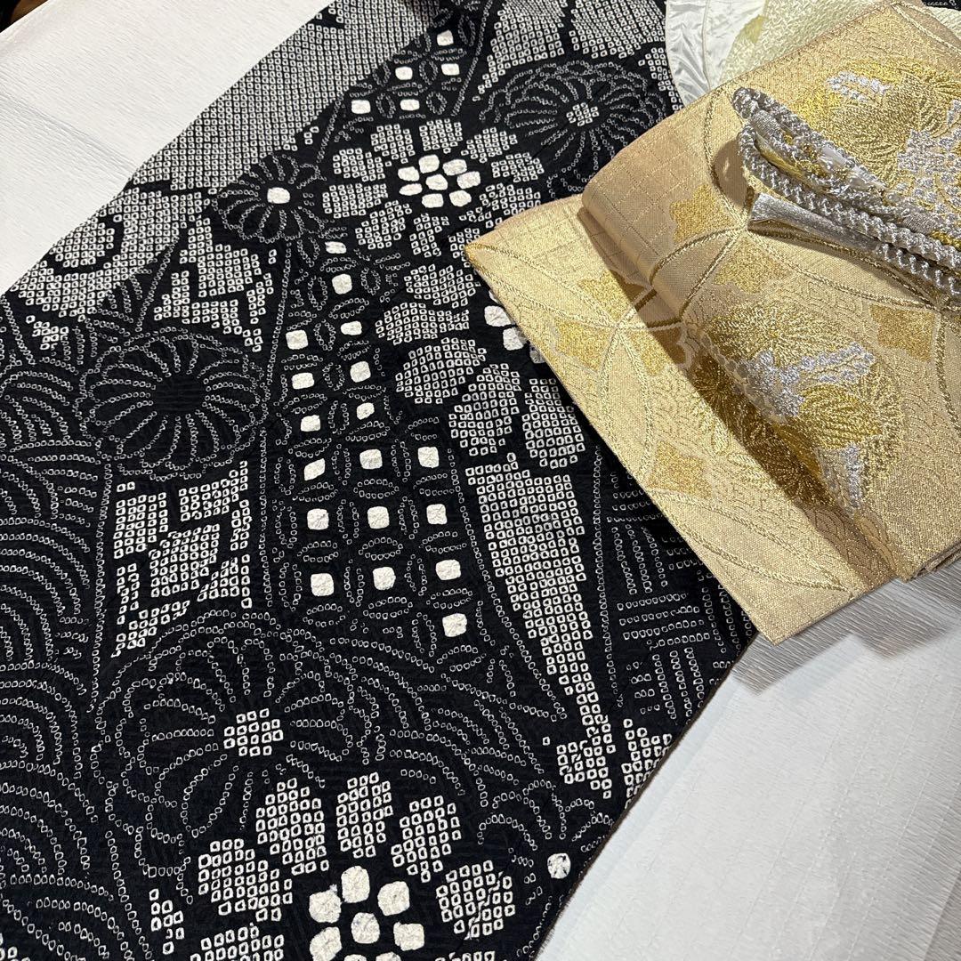 総絞り　振袖　成人式　フルセット　正絹　黒地