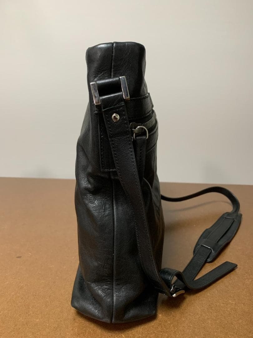 [JIMMY CHOO] フロントロゴ レザーショルダーバッグ 本革 ブラック