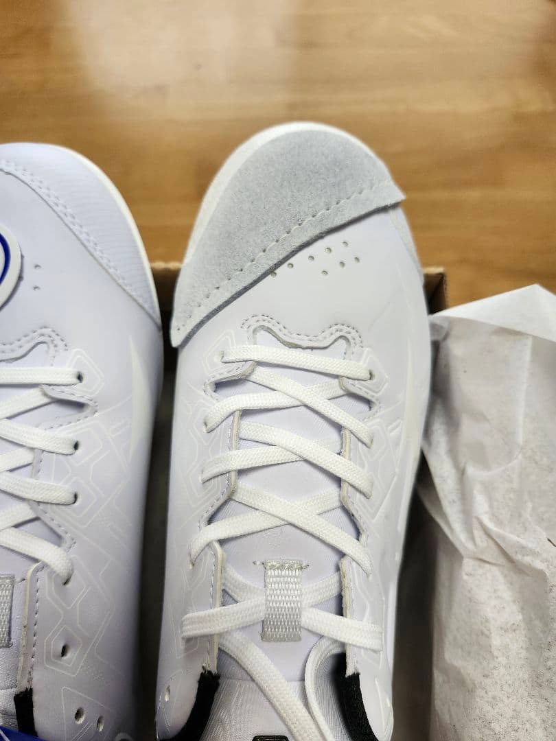 Mizuno スパイク　ライトレボバディー２　 27.0cm ホワイト　新品