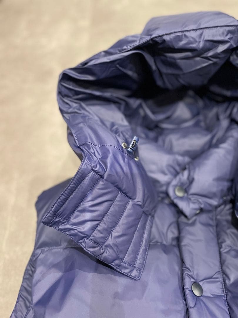 新品‼️フレッシュサービス コーポレートダウンベスト Mサイズ　ネイビー