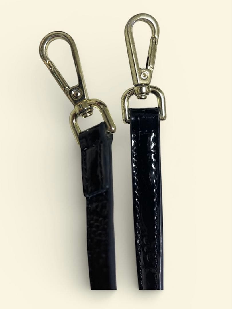 ハート型 クロコダイル風 ショルダーバッグ ブラック　ヴィヴィアン