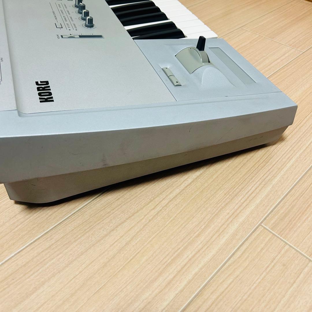 【音出しOK】KORG TRITON シンセサイザー 61鍵 ソフトケース付き