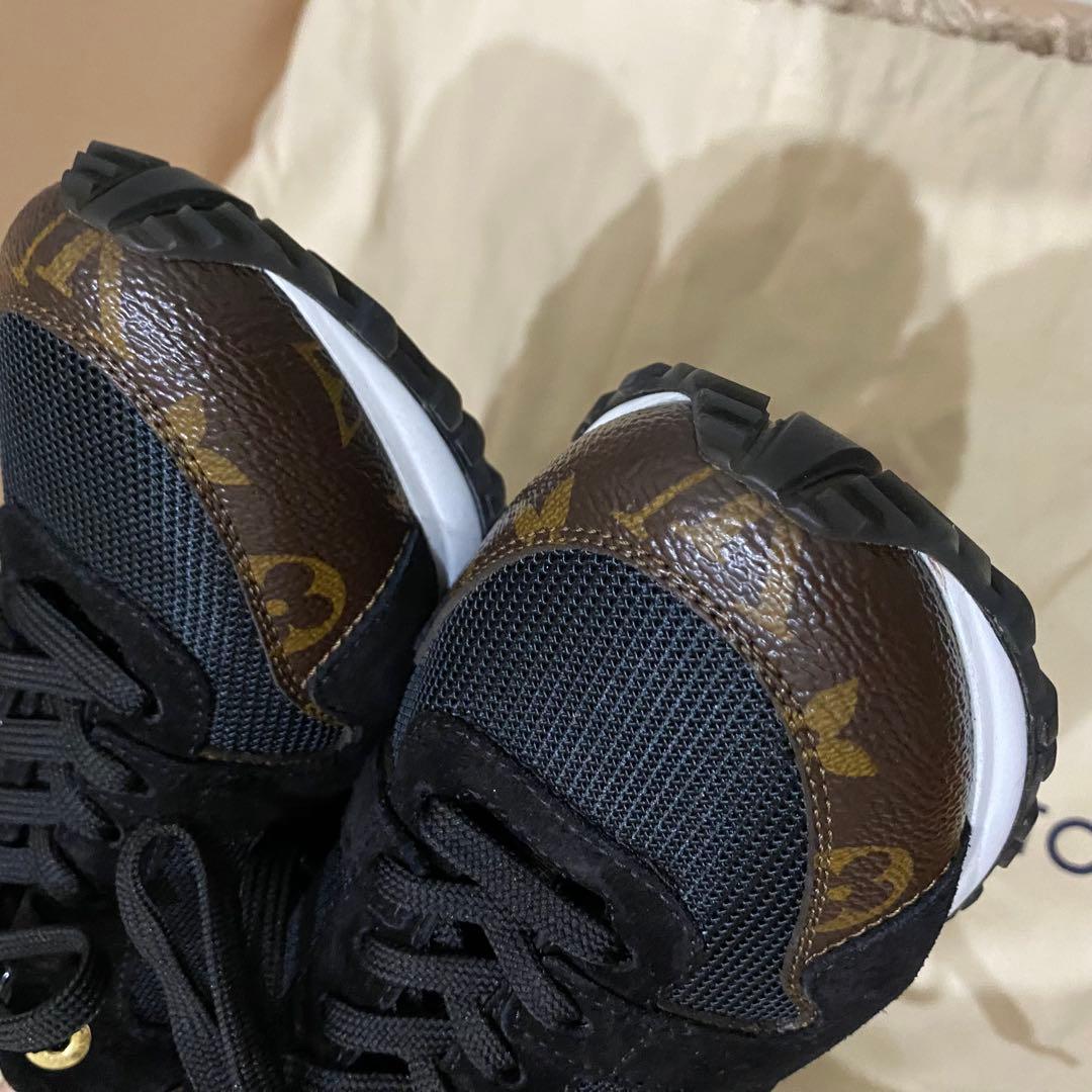 LOUIS VUITTONランアウェイラインスニーカー36 ブラック　モノグラム