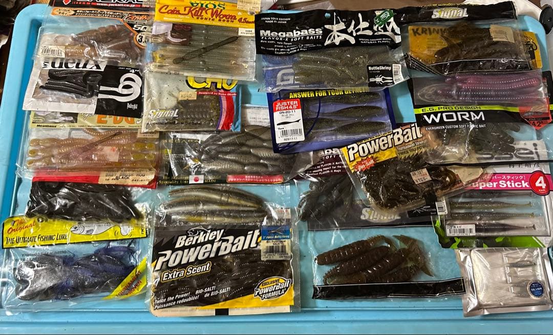 バス釣りワームセット　100袋以上