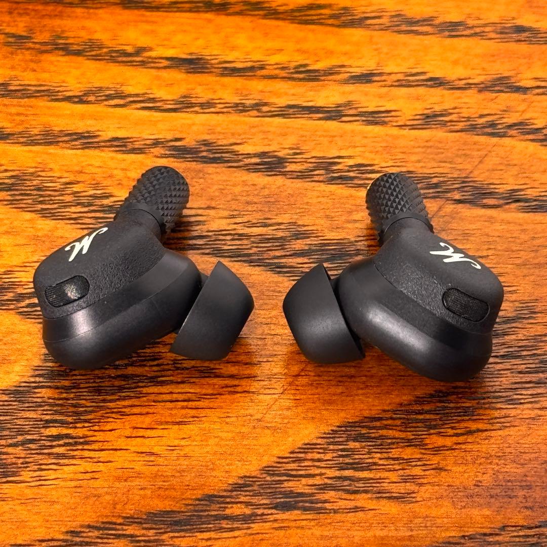 MarshallのMotif II A.N.C. ワイヤレスイヤホン本体のみ