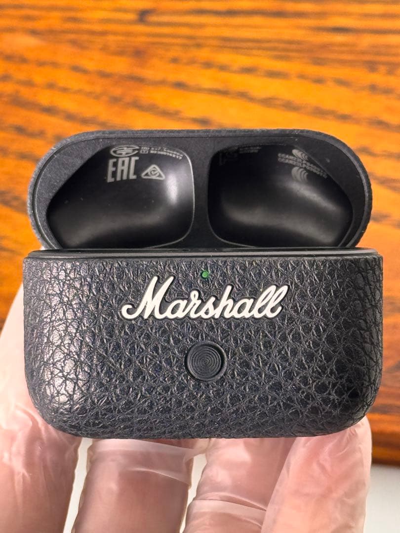 MarshallのMotif II A.N.C. ワイヤレスイヤホン本体のみ