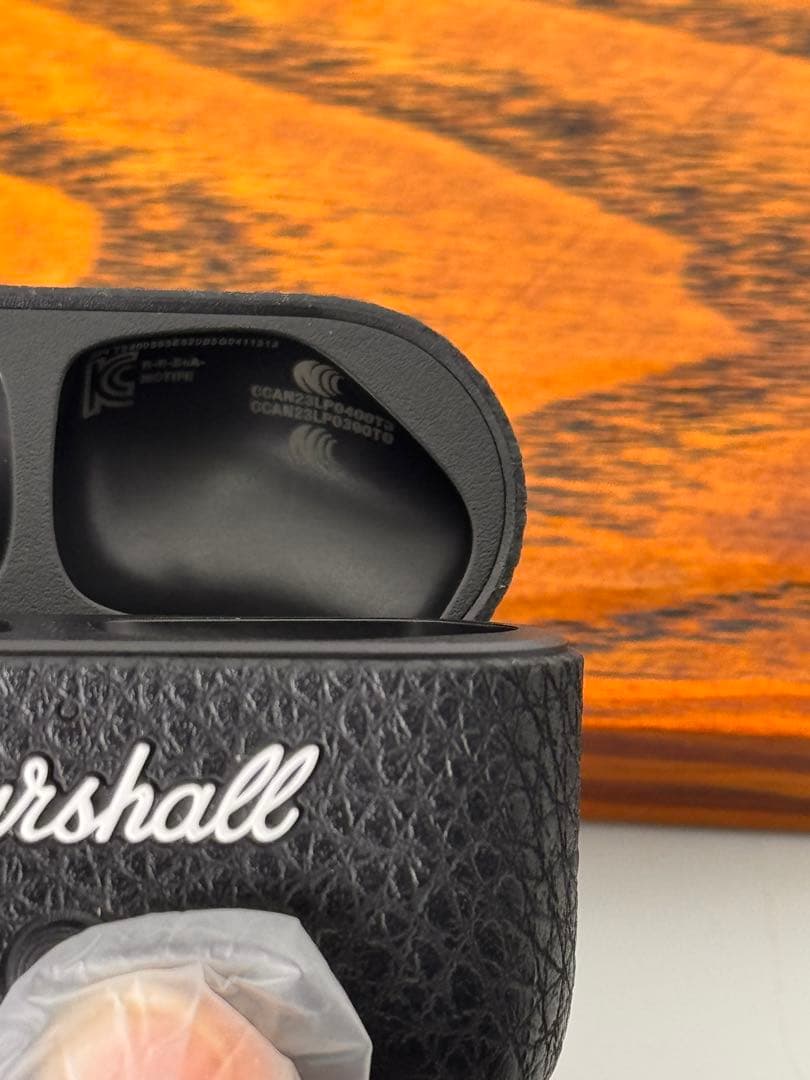 MarshallのMotif II A.N.C. ワイヤレスイヤホン本体のみ