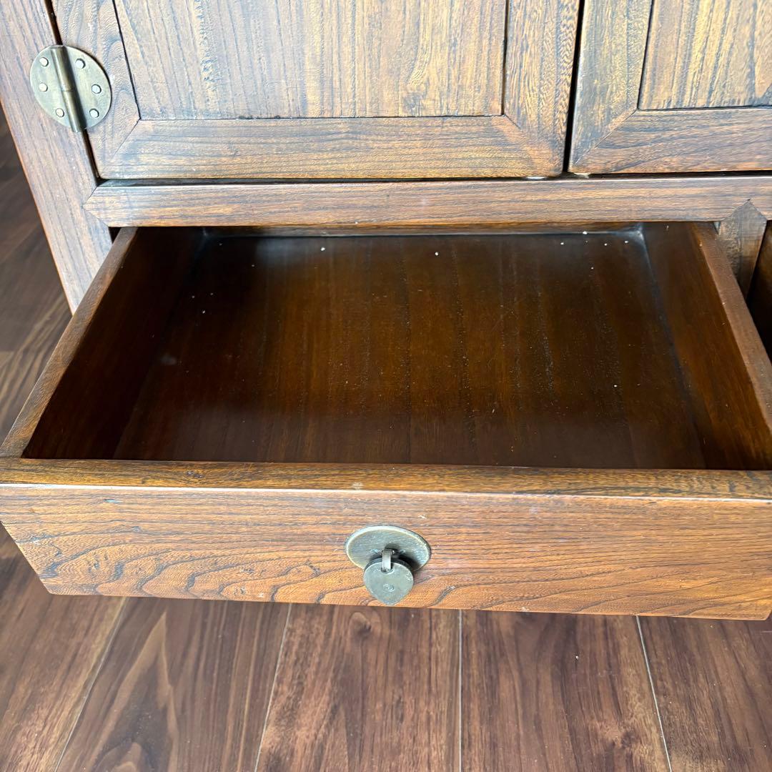 木製アジアンスタイルキャビネット 引き出し付き