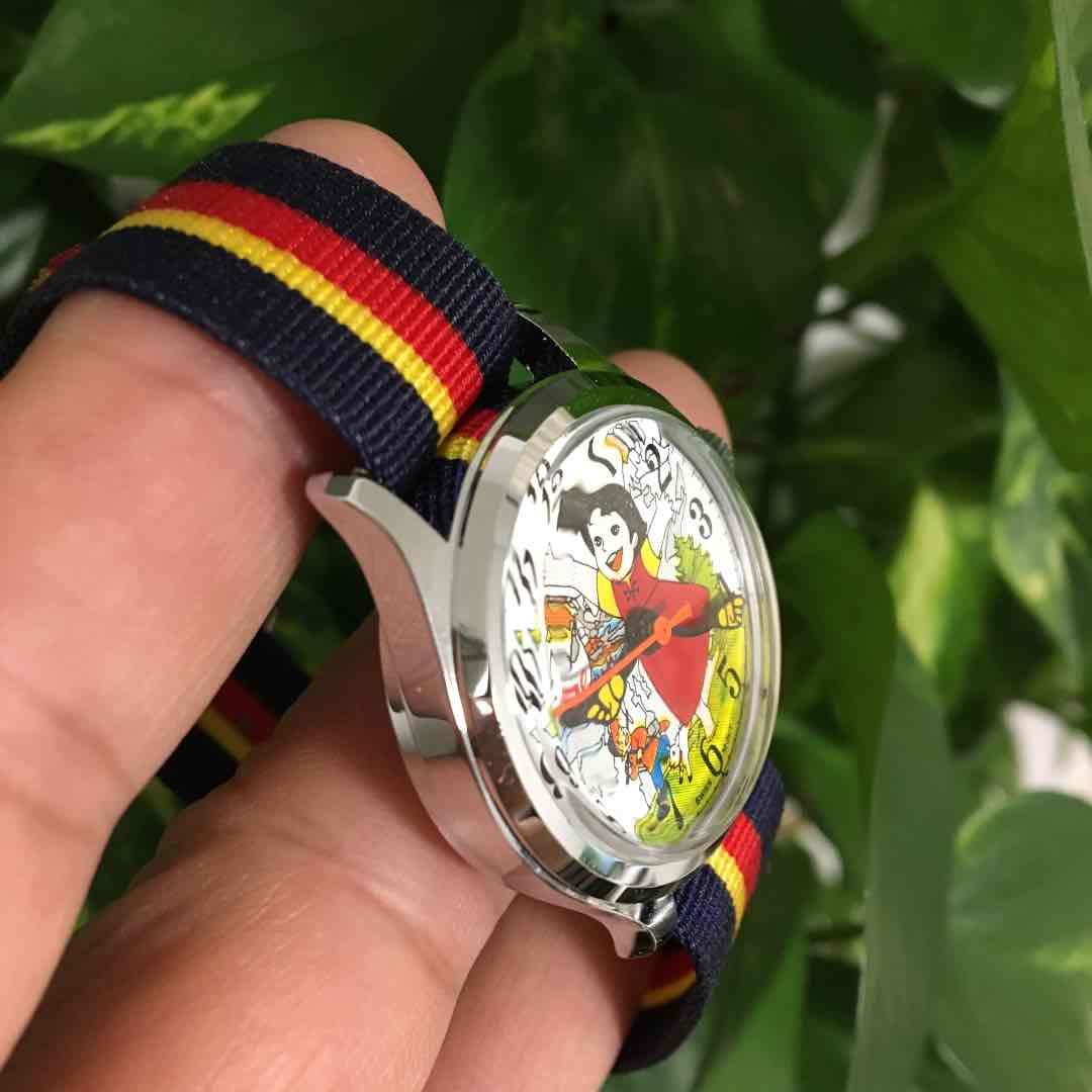 希少　レトロ　アルプスの少女ハイジ　　　　　　　　　　　　　　　腕時計（手巻き）