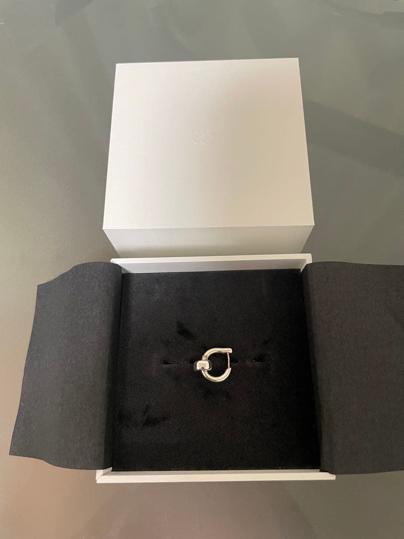 heres CO PIERCE ( Rondel ) 片耳