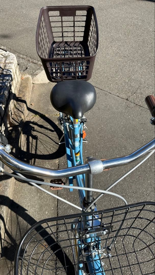 アサヒサイクル 26インチ　6段変速　青色 前後バスケット付き　ライトは自動