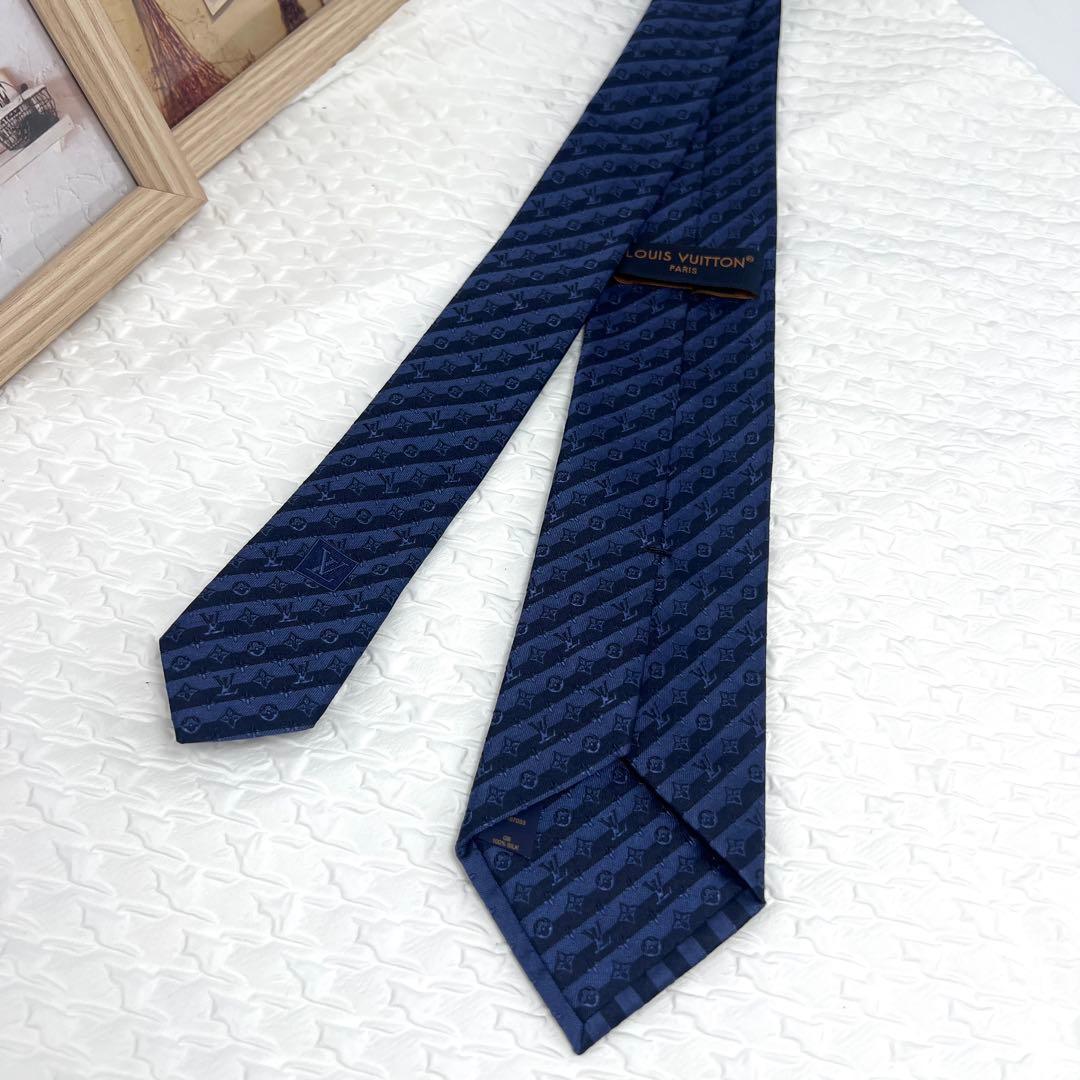 ✨ほぼ未使用品✨ルイヴィトン ネクタイ　モノグラム ダイアゴナル　マリーヌ
