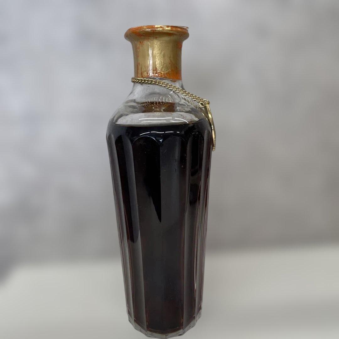 カミュ　コニャック　バカラ2000ギフトボックス 未開封