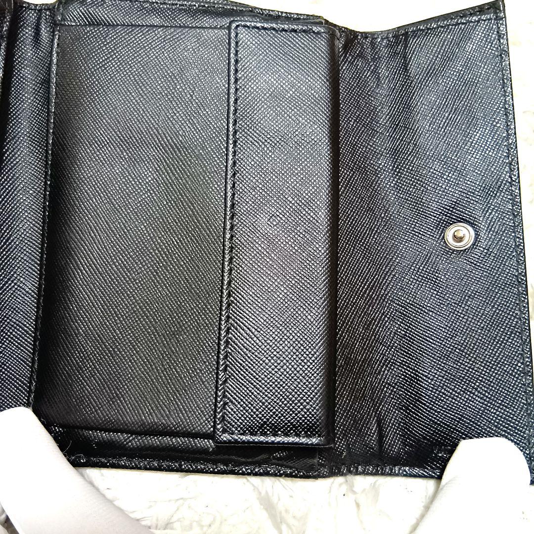 美品　プラダ　三つ折り財布　テスートナイロン　三角ロゴプレート　ブラック　正規品