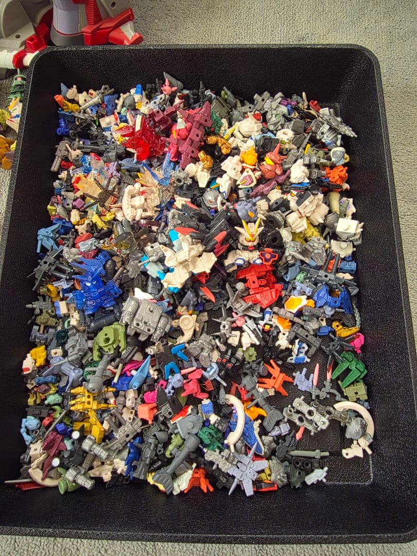 SD ガンダムフルカラー ガシャポン　100体以上　+　sdミネルバ