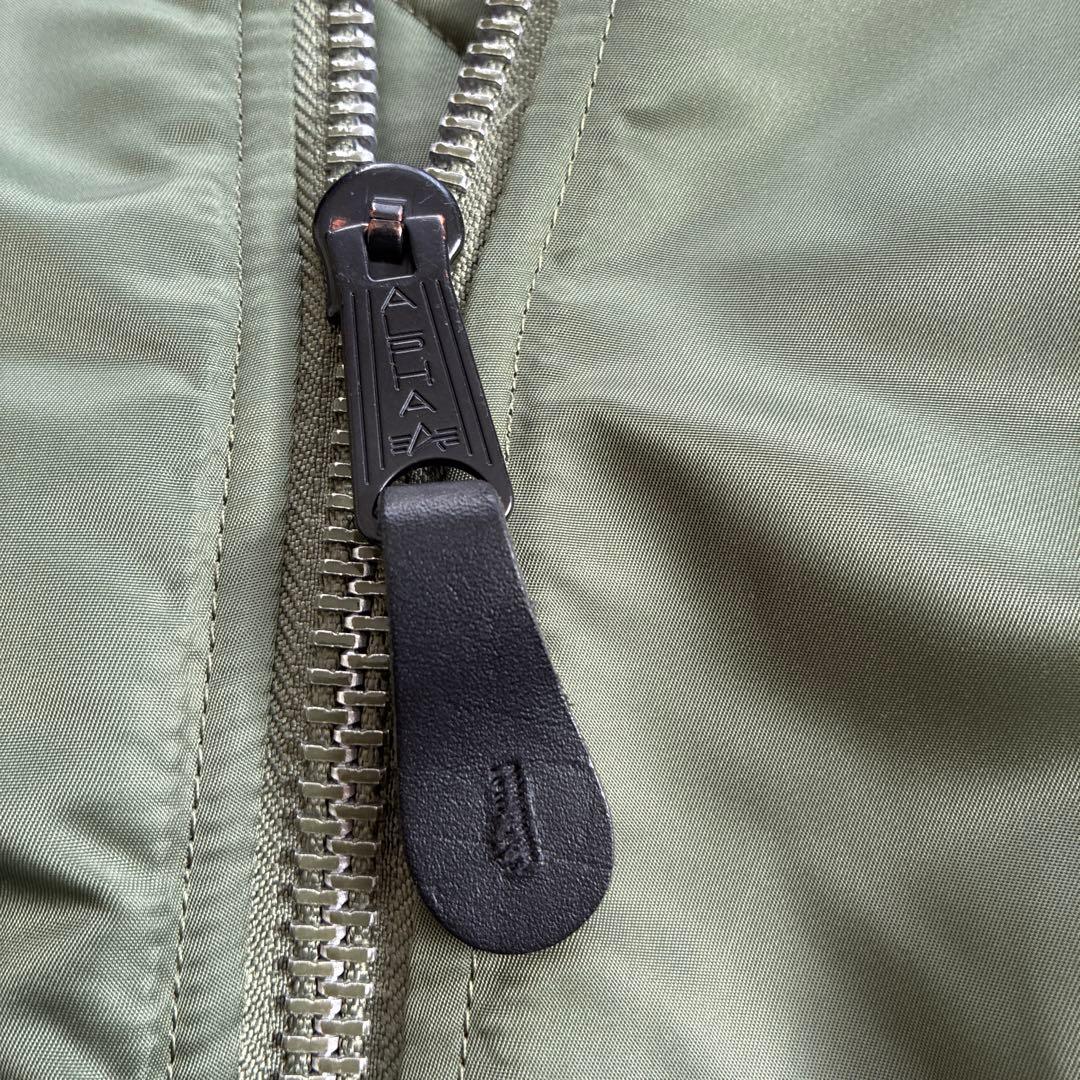 ALPHA INDUSTRIESのフライトジャケット　シゲキックス