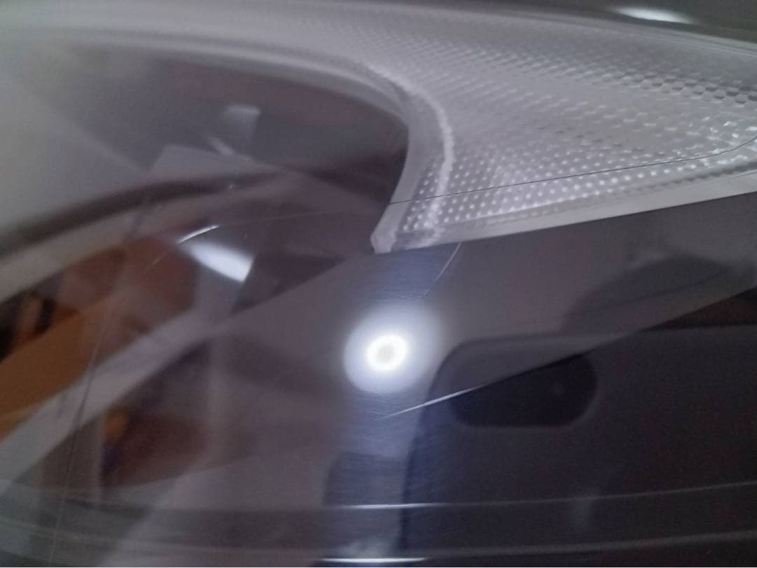 レクサス LBX 左ヘッドライト