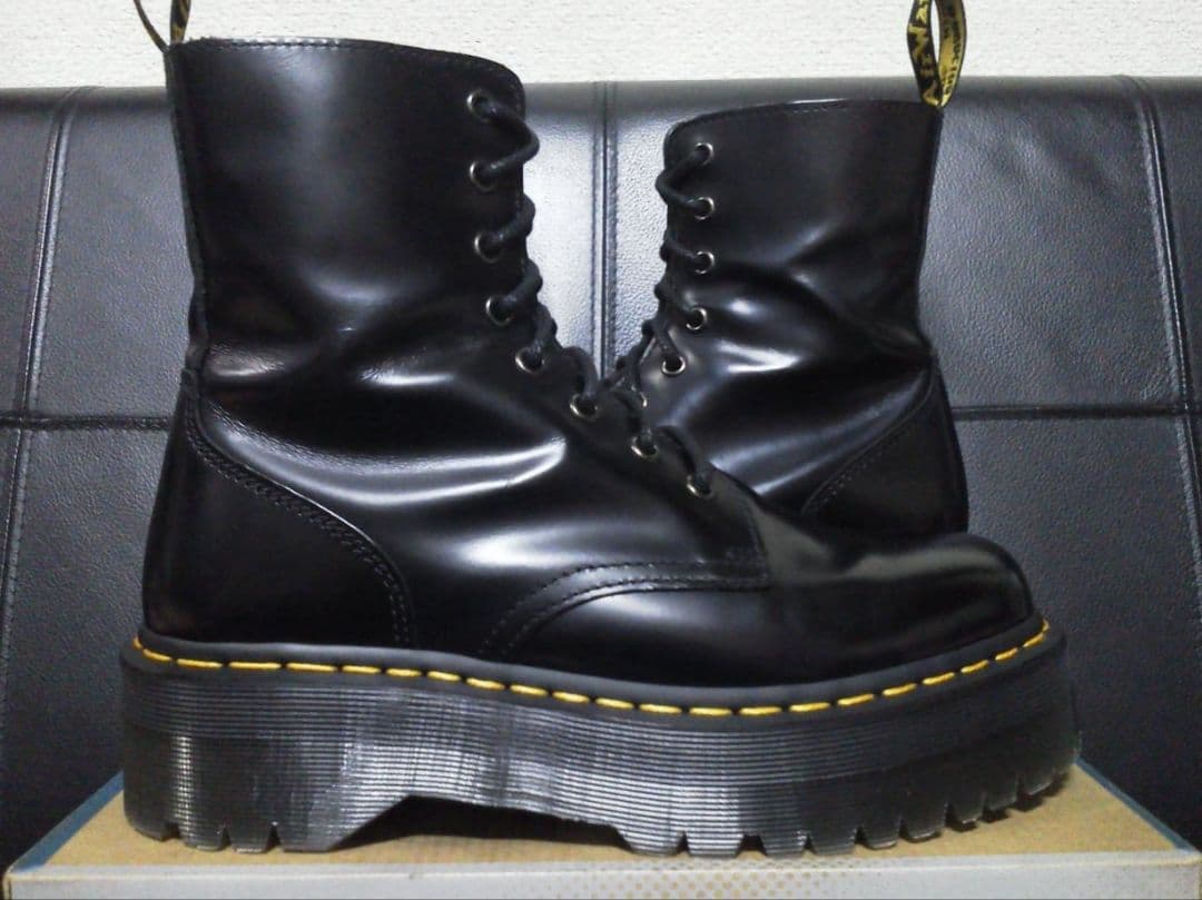 【極美品】Dr.Martens JADON UK7 黒 男女可 厚底 8ホール