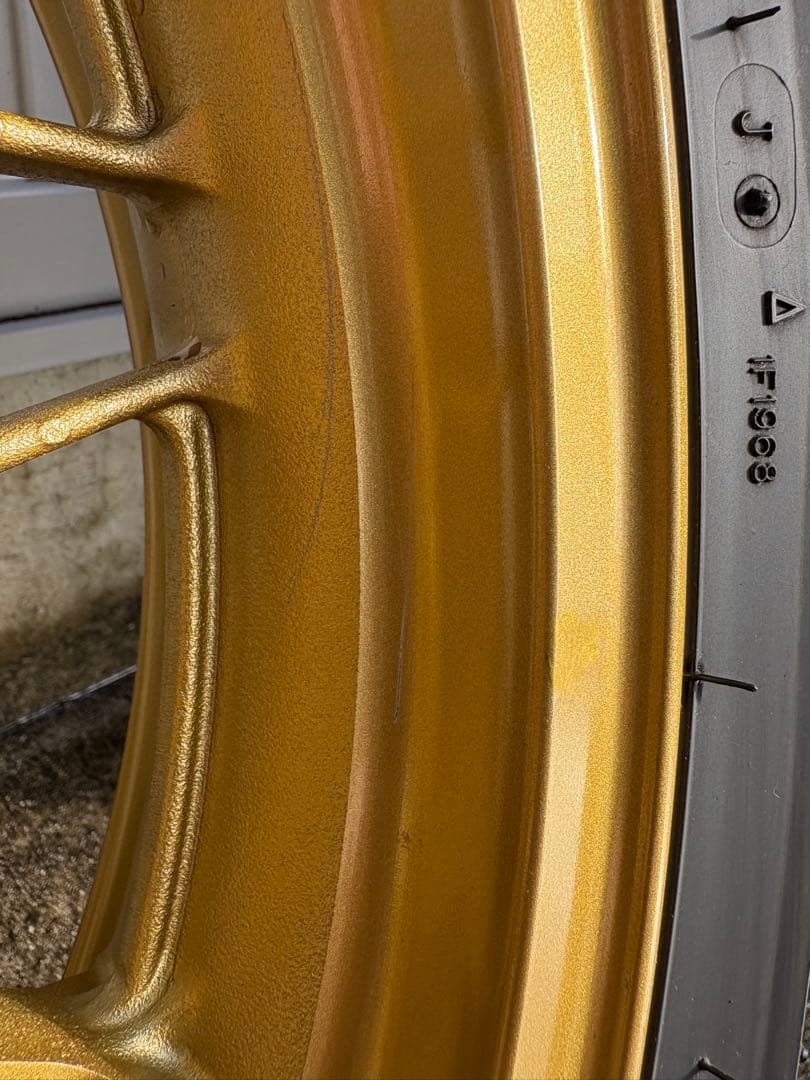 Z900rsゴールド スポークデザイン ホイール 前後セット