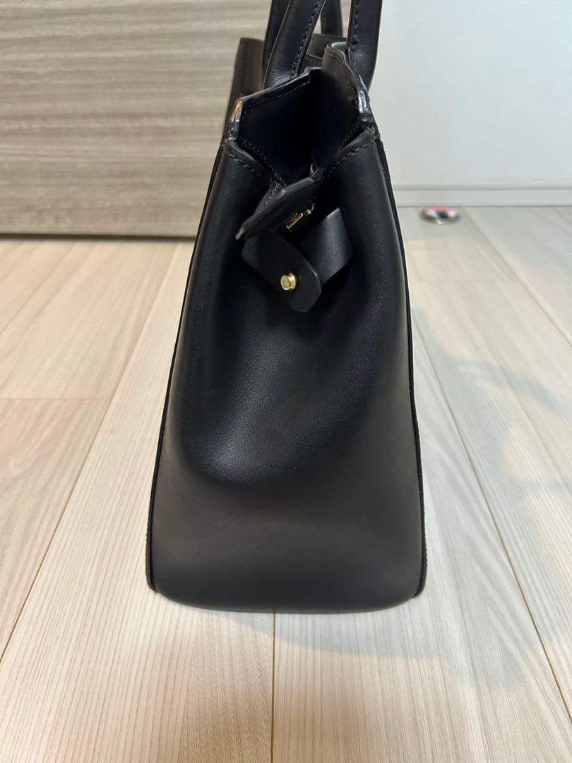 FURLA ビジネスバッグ A4収納可 自立 保存袋付き