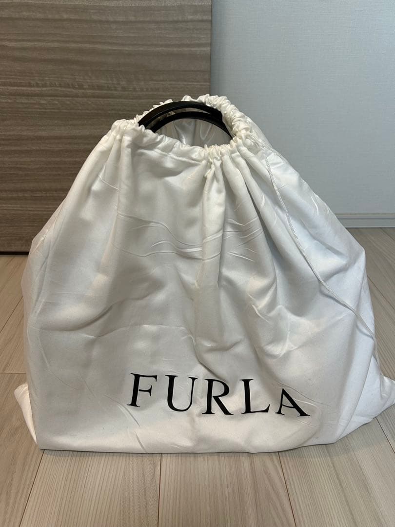 FURLA ビジネスバッグ A4収納可 自立 保存袋付き