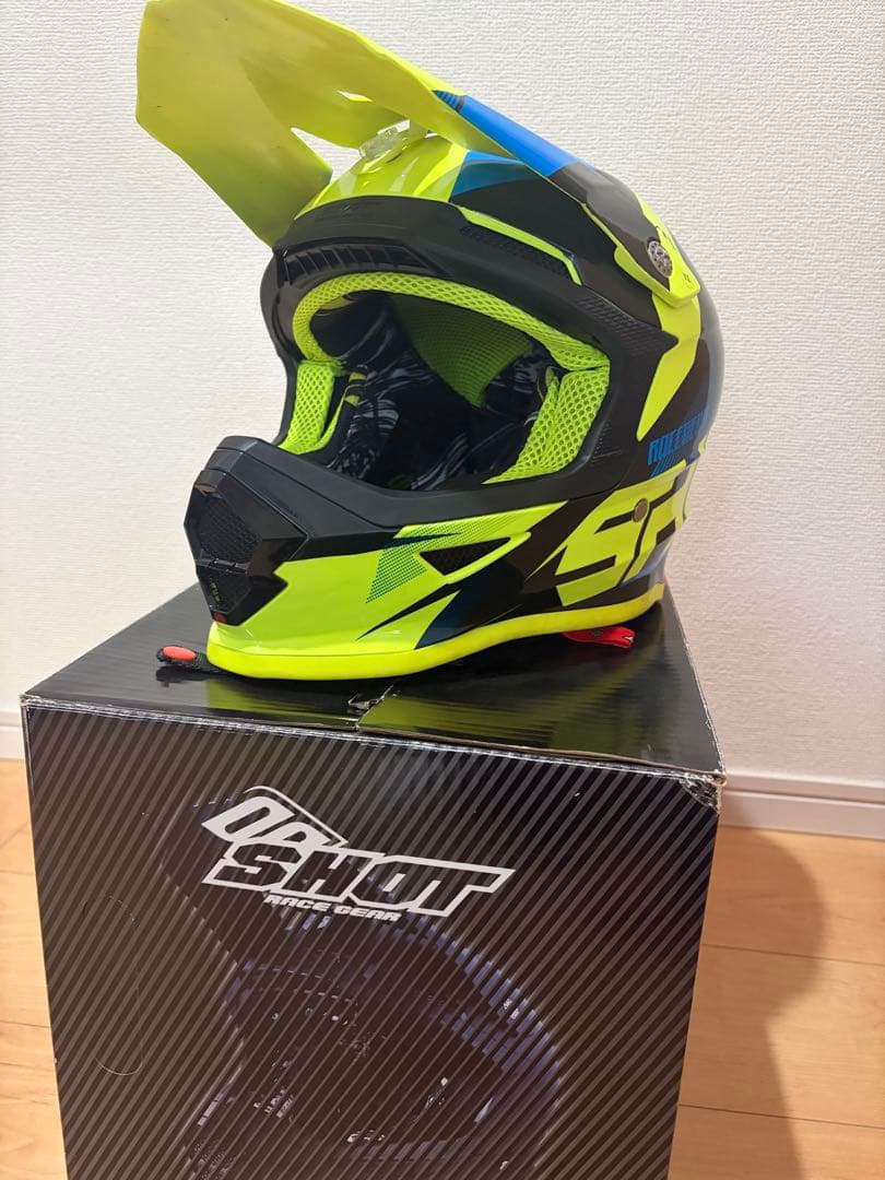 SHOT FURIOUS モトクロス用　フルフェイスヘルメット　キッズ用