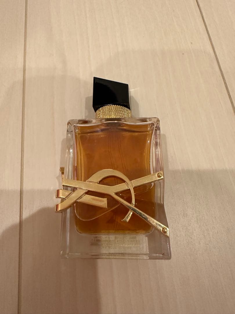 イブサンローラン リブレ オーデパルファム 50ml