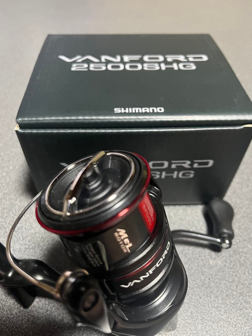 シマノ20 VANFORD 2500SHG スピニングリール